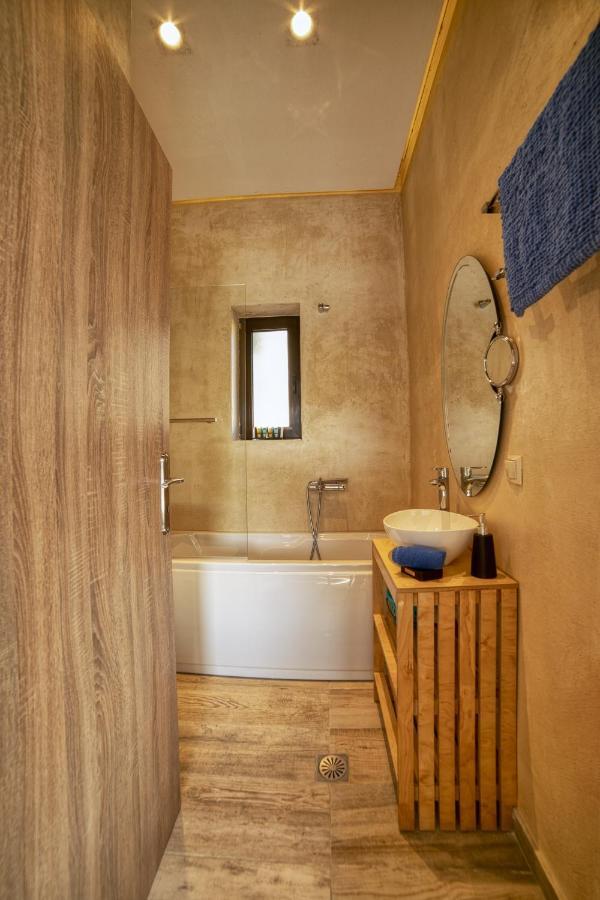 Olive Luxury Suites - ADULTS ONLY Kamilárion Extérieur photo
